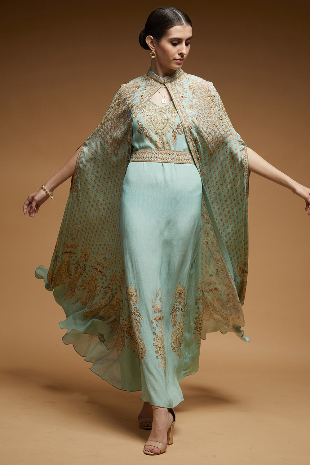Daqiq Cape Kaftan Gown