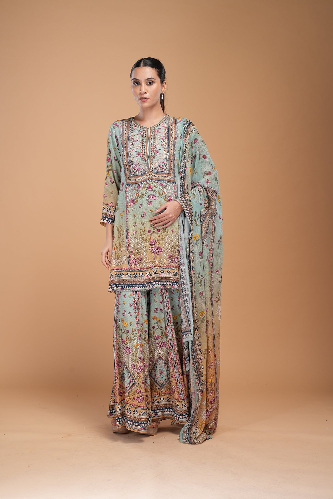 Aqua Color Sharara