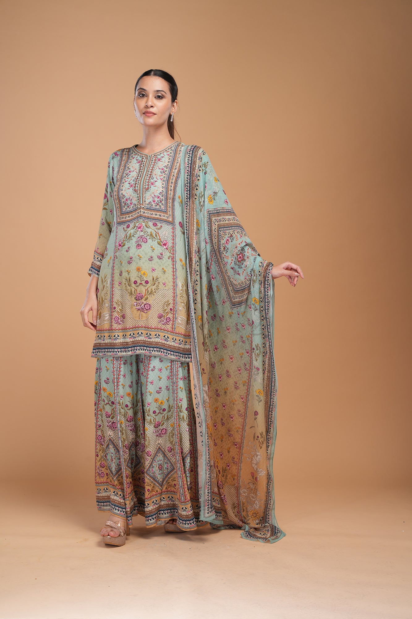 Aqua Color Sharara