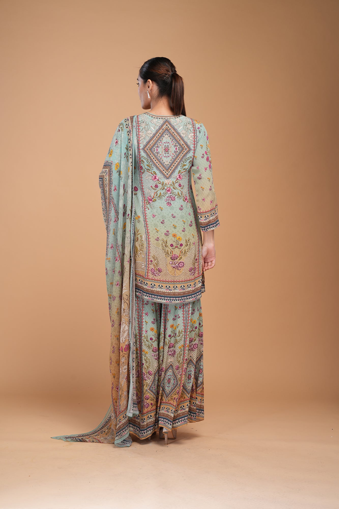 Aqua Color Sharara